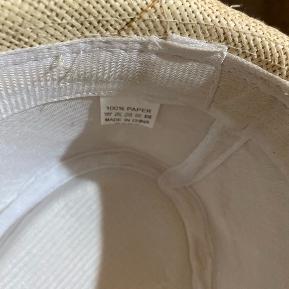 Stylish Tan Fedora with Black Band - Picture 12 of 12